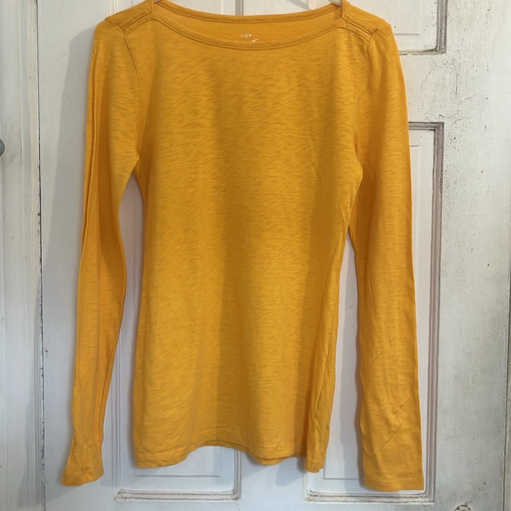 J. Crew Women’s yellow Artist T-shirt in size small